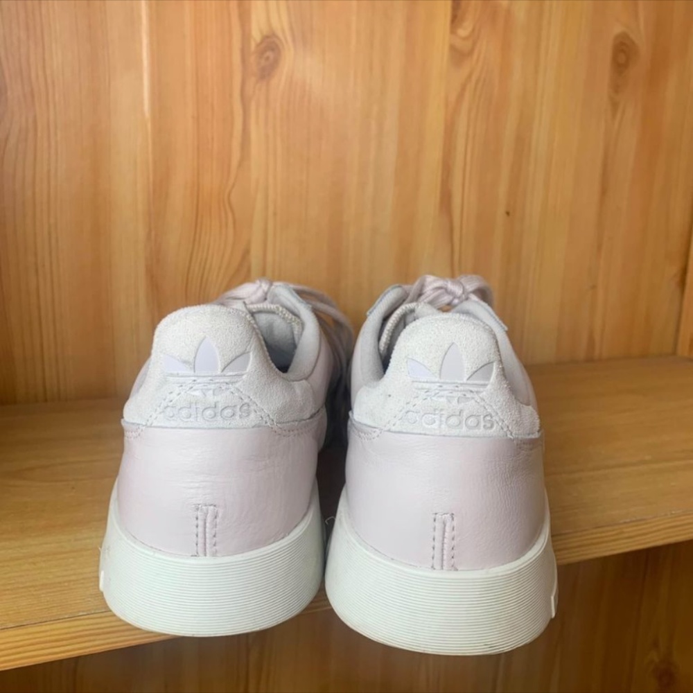 Adidas - Picture 6 of 8
